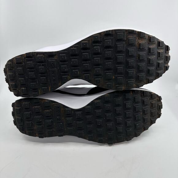 Nike Waffle Debut Athletic Sneaker Shoes Black White Mens Size US 12 UK 11 EU 45 main image 4